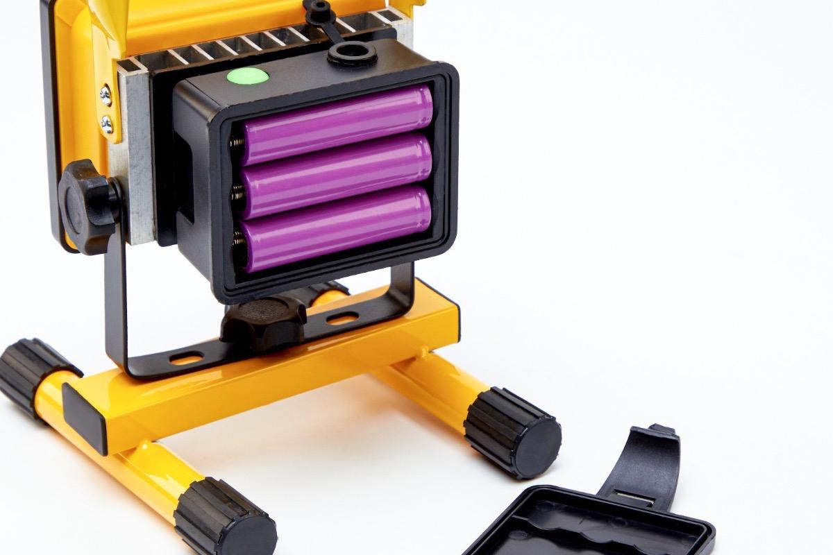 "Фонарь рабочий аккумуляторный 30 Вт" - вид 3