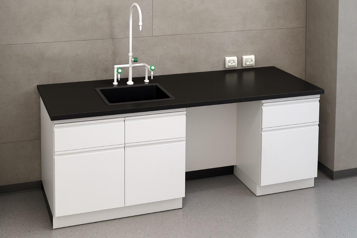Лабораторный стол с раковиной